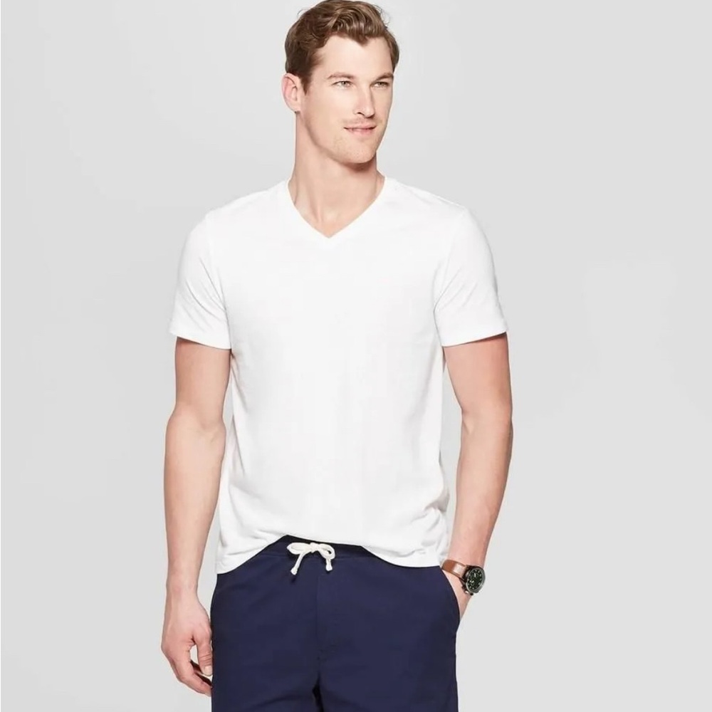 NEW Men's Everyday Short Sleeve V Neck T-Shirt Goodfellow & Co Cotton Blend Med